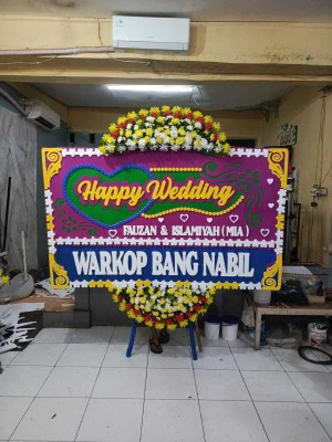 Papan Bunga di Cluster The Mozia Bsd